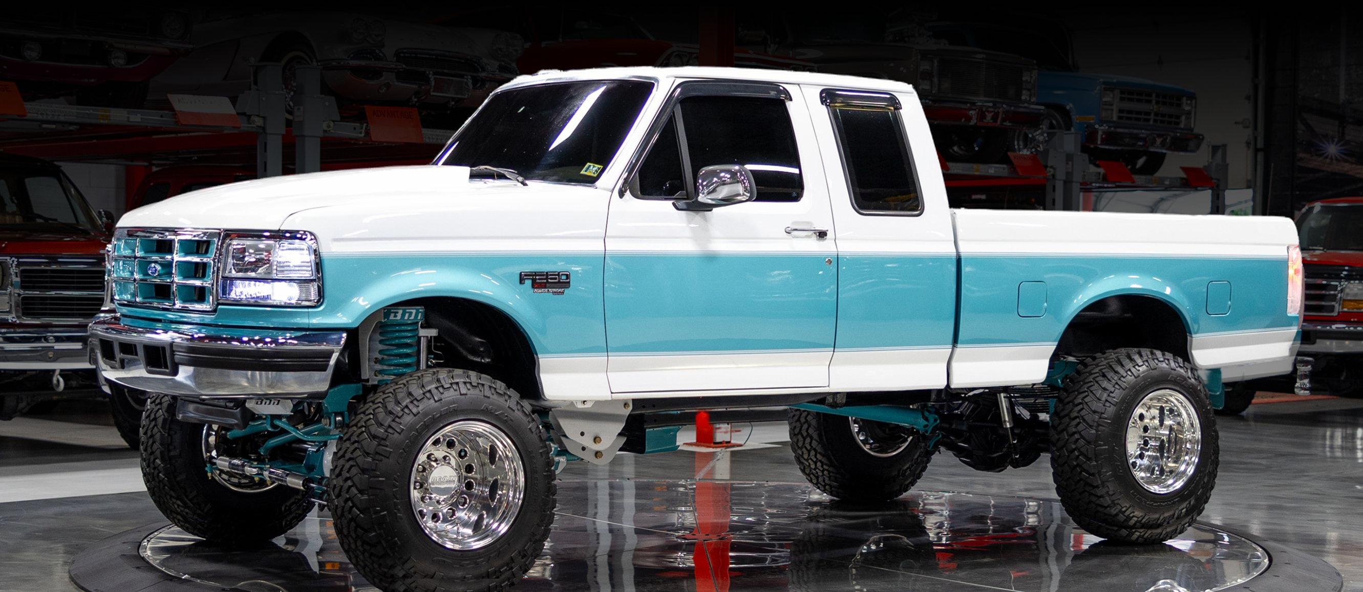 <h2>FORD<br/><em><strong>F</strong></em><strong>-250</strong></h2>